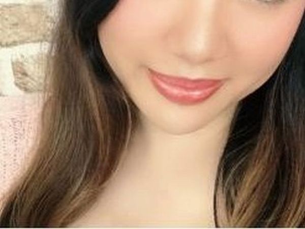 40〜50代の日本人女性イメージ