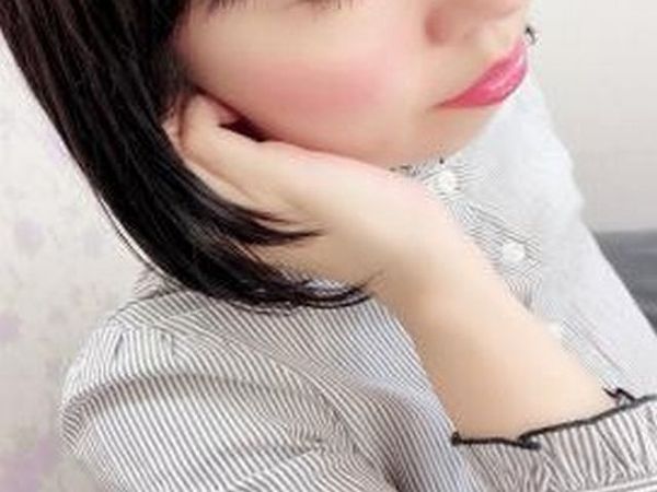 学生の日本人女性イメージ